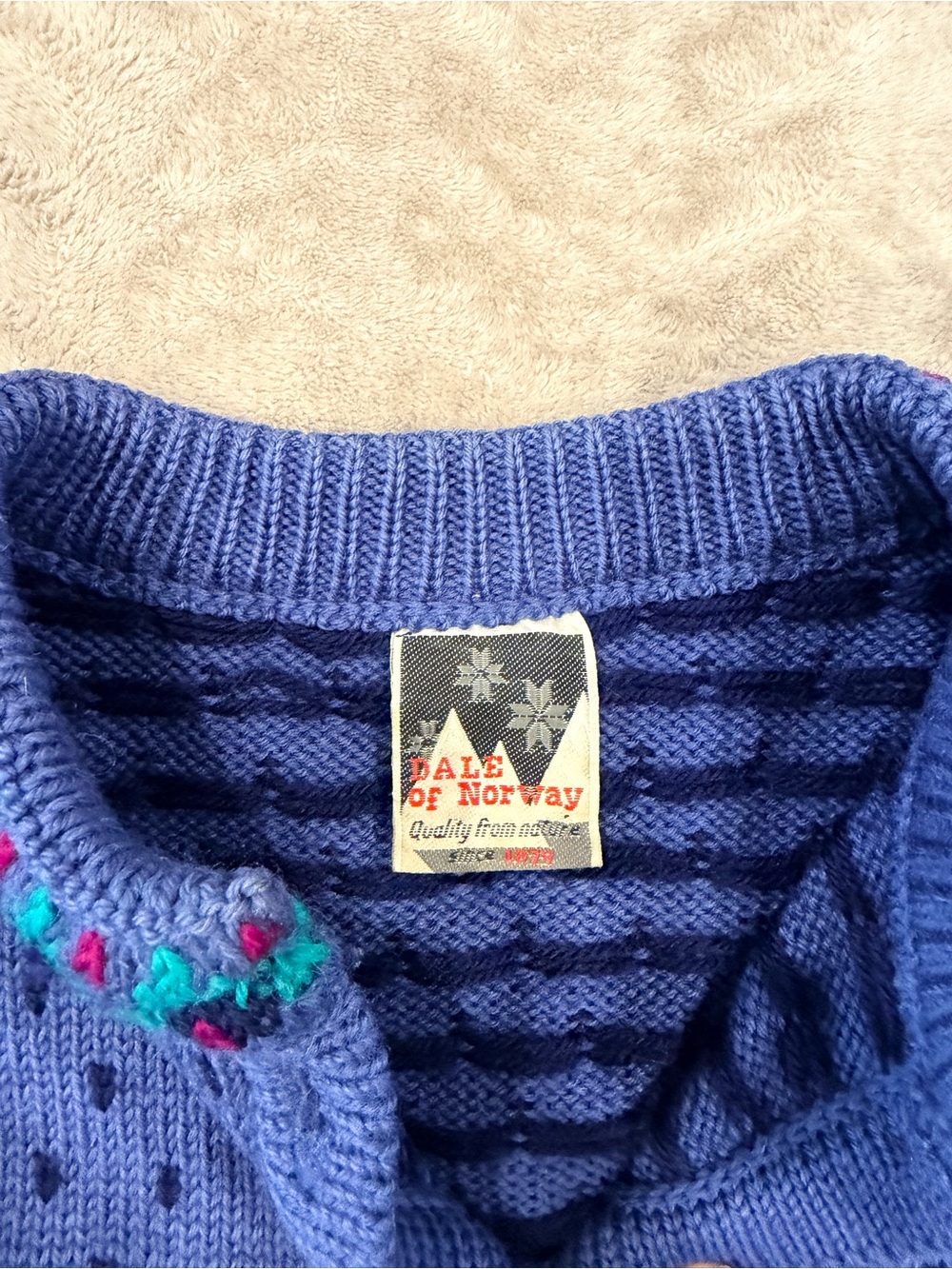 Dale of Norway Blue Geometric Knit Button Vintage Nordic Wool Cardigan Sweater L - Picture 2 of 7